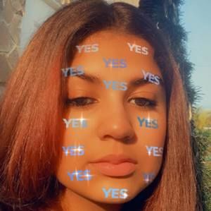 Meet your Posher, Lia